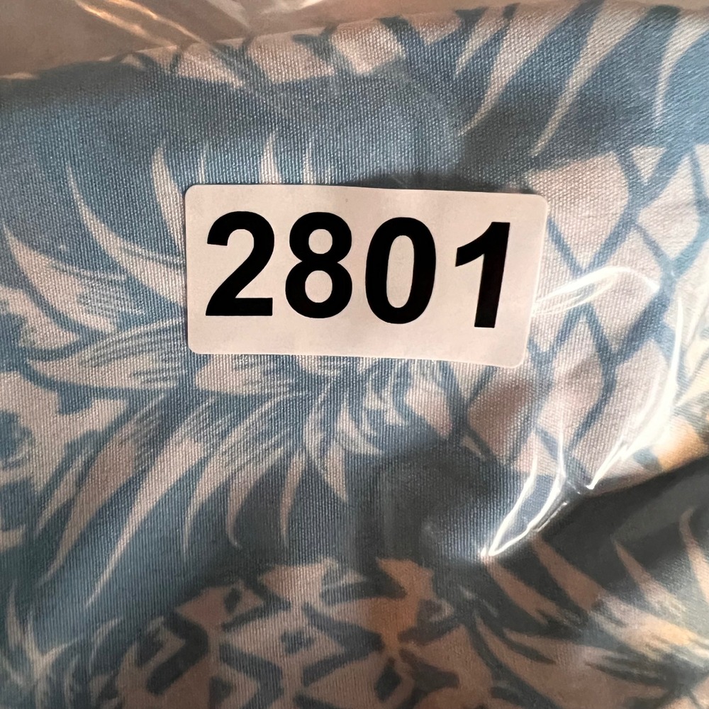 Burlebo Mens XL Short Sleeve Button Down Shirt Blue White Pineapple Print NWT - Picture 6 of 6
